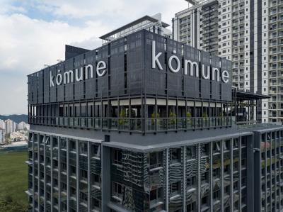 KOMUNE LIVING