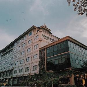 Hotel Maluri