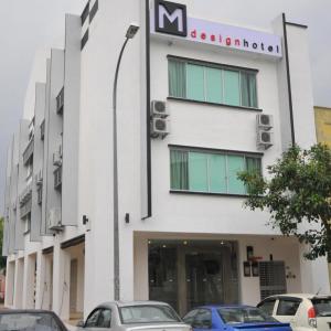m Design Hotel  Seri Kembangan