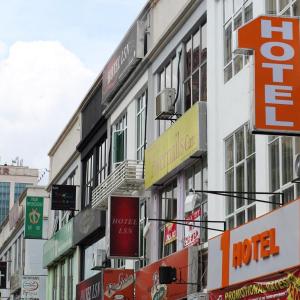 1 Hotel taman Connaught