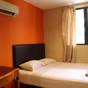 New three three Hotel Cheras