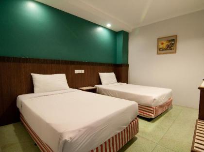 Hotel Chinatown Inn - image 3