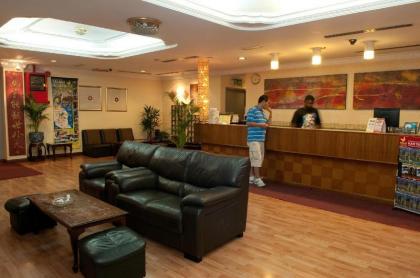 Hotel Chinatown Inn - image 8