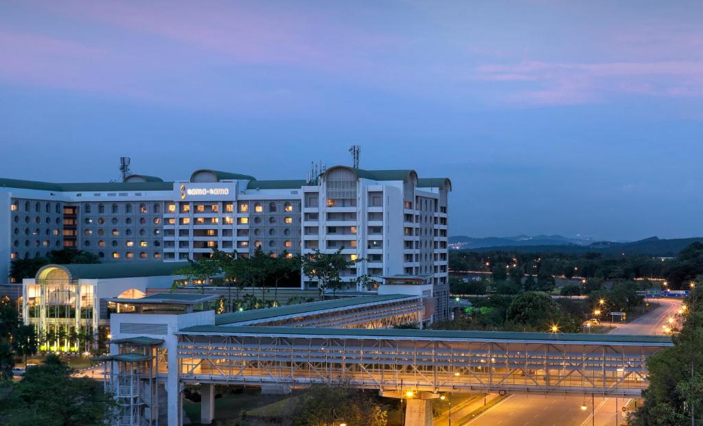 Sama-Sama Hotel Kuala Lumpur International Airport - main image