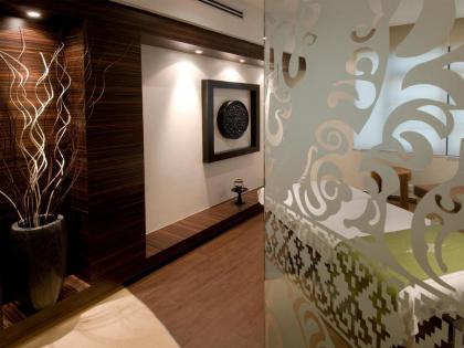 Renaissance Kuala Lumpur Hotel - image 16