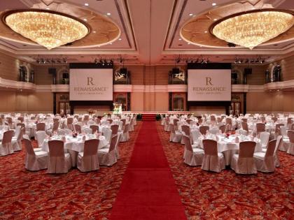 Renaissance Kuala Lumpur Hotel - image 18