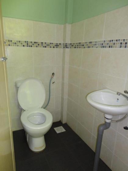 Pristine Hotel - image 11