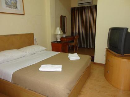 Pristine Hotel - image 5