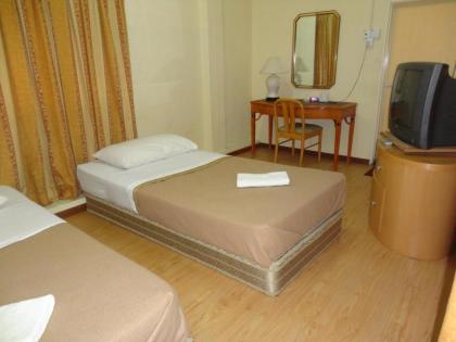 Pristine Hotel - image 8