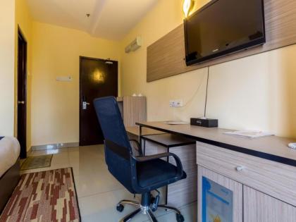 Hotel Club Dolphin - image 3