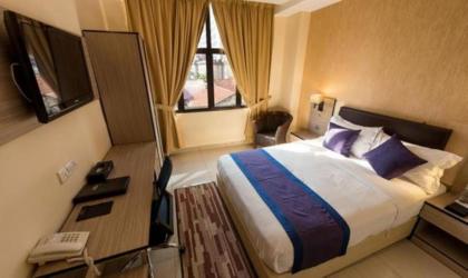Hotel Club Dolphin - image 6