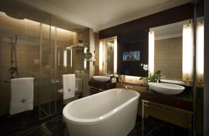 The Majestic Hotel Kuala Lumpur Autograph Collection by Marriott - image 3