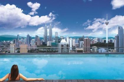Regalia Suites & Hotel - image 1