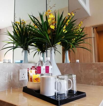 Regalia Suites & Hotel - image 10