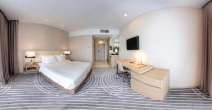 Regalia Suites & Hotel - image 11