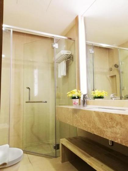 Regalia Suites & Hotel - image 6