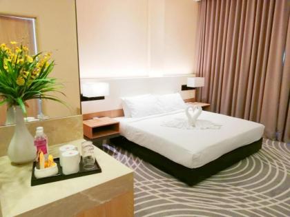 Regalia Suites & Hotel - image 7