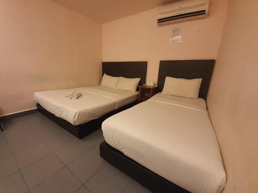 SPOT ON 89698 Budget Inn Hotel - image 5