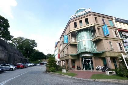 I Hotel @ Kota Damansara - image 14