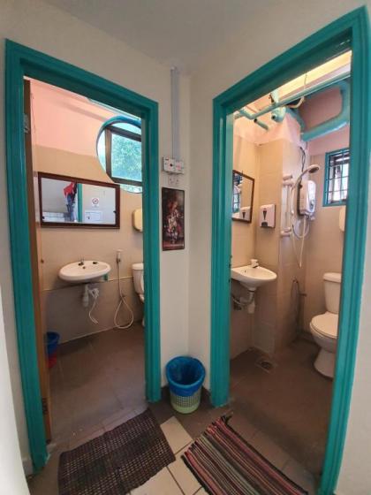 The Travel Hub Guesthouse - image 16