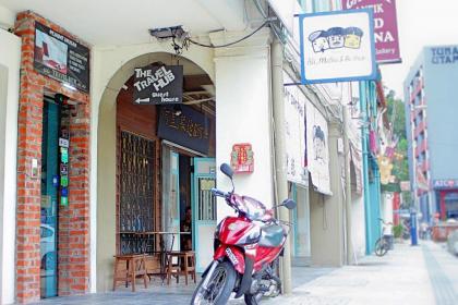 The Travel Hub Guesthouse - image 4
