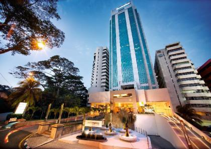 Pacific Regency Hotel Suites - image 4
