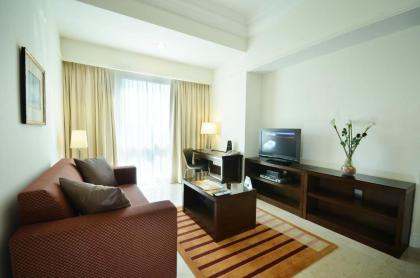 PNB Perdana Hotel & Suites On The Park - image 8