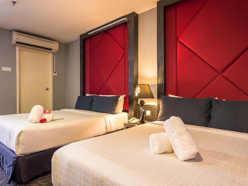 Sani Hotel - image 4