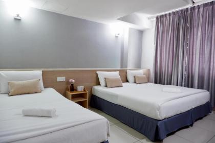 Iris Garden Hotel - image 13