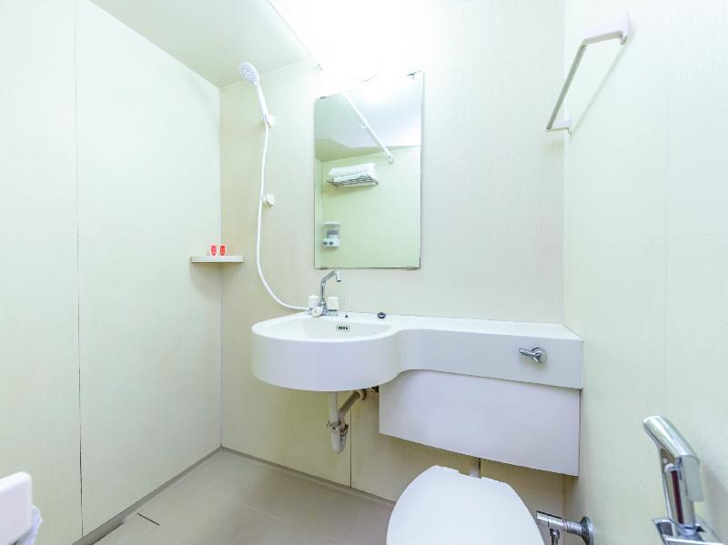 Aira Hotel - image 4
