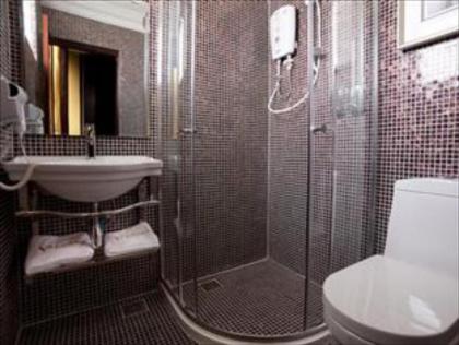 Valenza Hotel & Cafe - image 5