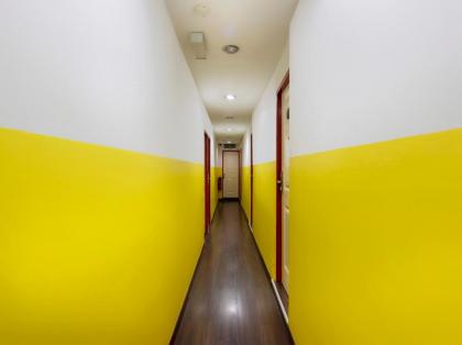 OYO 89891 1st Inn Hotel Subang (SJ15) - image 13