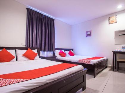 OYO 43961 Swing & Pillows Kajang Hotel - image 18