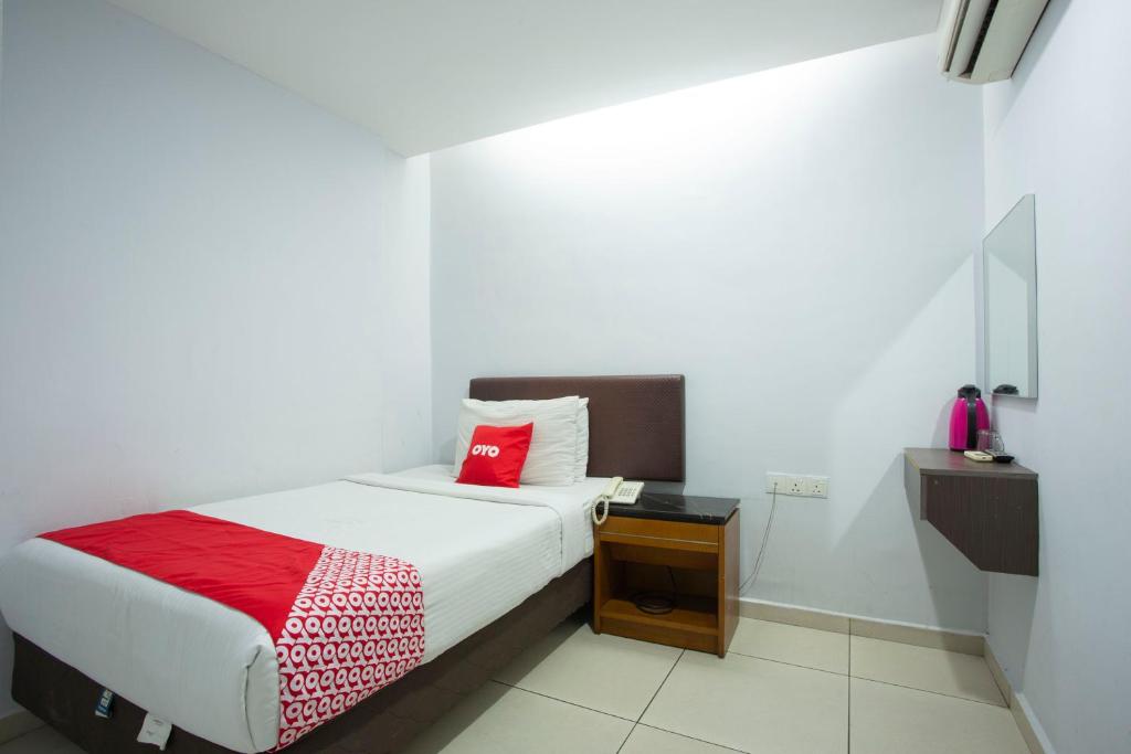 OYO 90030 Hotel Al Jafs - image 4