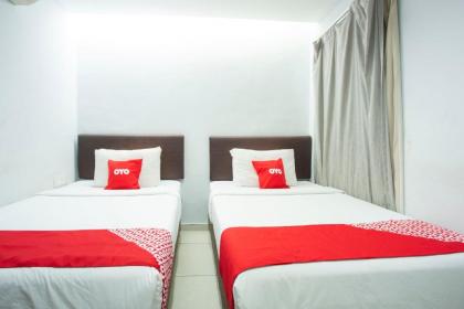 OYO 90030 Hotel Al Jafs - image 9
