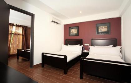 Crossroads Hotel - image 19