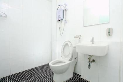 Crossroads Hotel - image 8