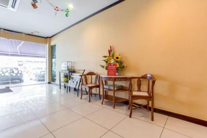 Twin Hotel - image 4