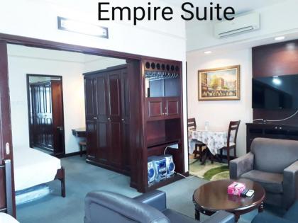 Empire Suite at Time Square - image 10