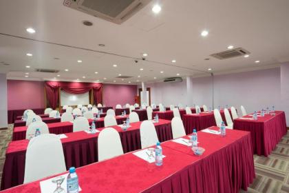 Th Hotel - Kelana Jaya - image 20