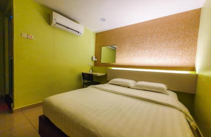 De UPTOWN Hotel @ P.J. 222 - image 6