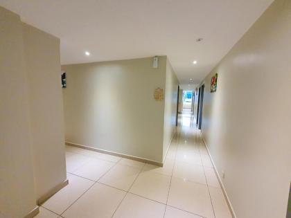 De UPTOWN Hotel @ P.J. 222 - image 9