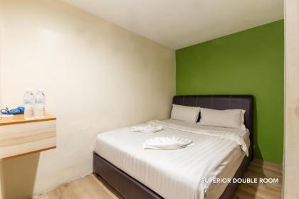 33 Star Hotel by The Awinka Group Of Management - image 14
