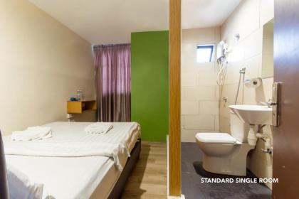 33 Star Hotel by The Awinka Group Of Management - image 19