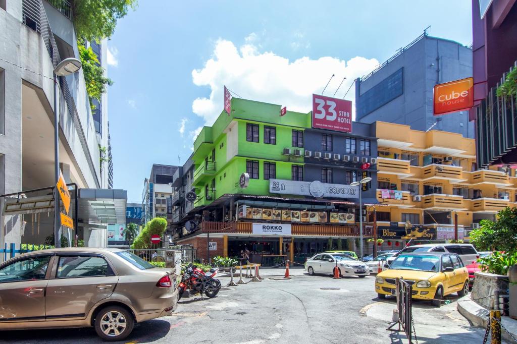 33 Star Hotel by The Awinka Group Of Management - image 6