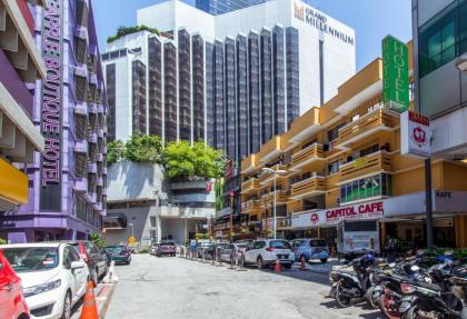 33 Star Hotel by The Awinka Group Of Management - image 9