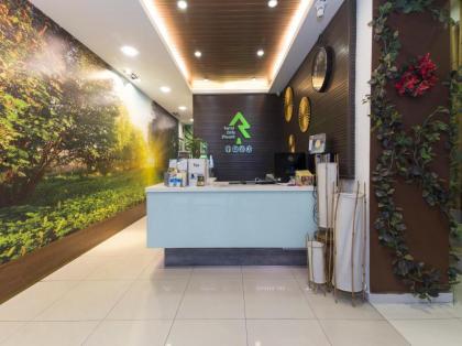 Rain Forest Hotel - image 14