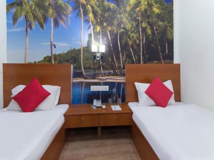 Rain Forest Hotel - image 5