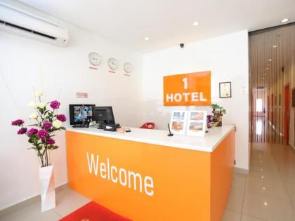 1 Hotel Taman Connaught - image 13