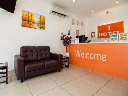 1 Hotel Taman Connaught - image 7